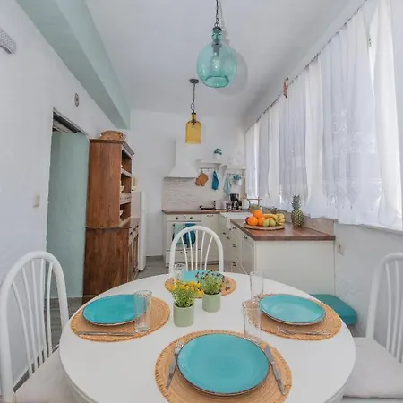 Philoxenia Traditional House