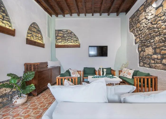 Philoxenia Traditional House Appartamento