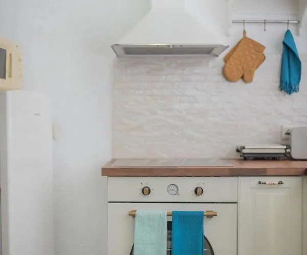 Philoxenia Traditional House Daire Pastida