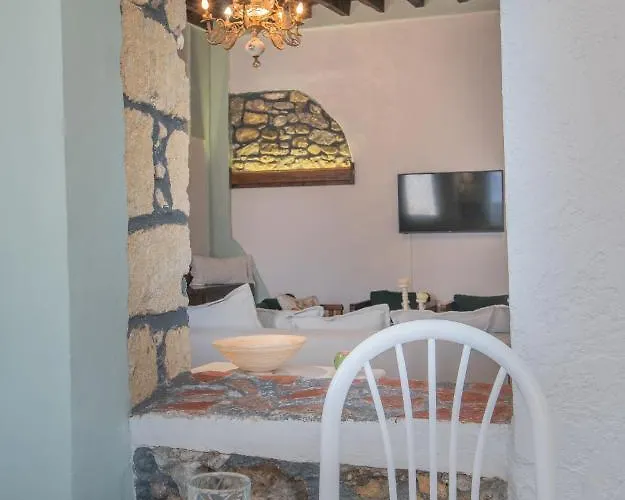 Philoxenia Traditional House Pastida